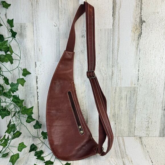 VINTAGE KATANA LEATHER SLING CROSSBODY BAG - Picture 6 of 10